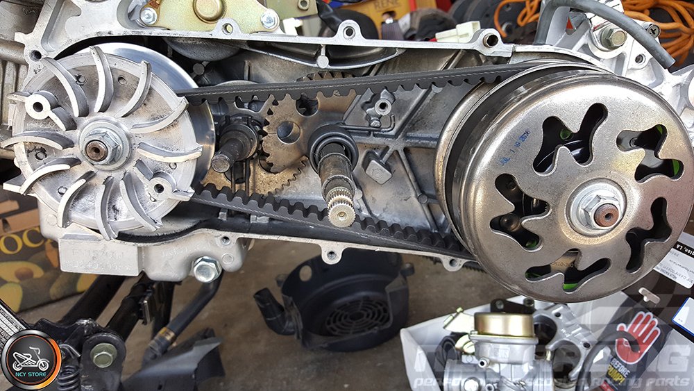 Engine Complete long version drum brake / 835mm drive belt GY6 125
